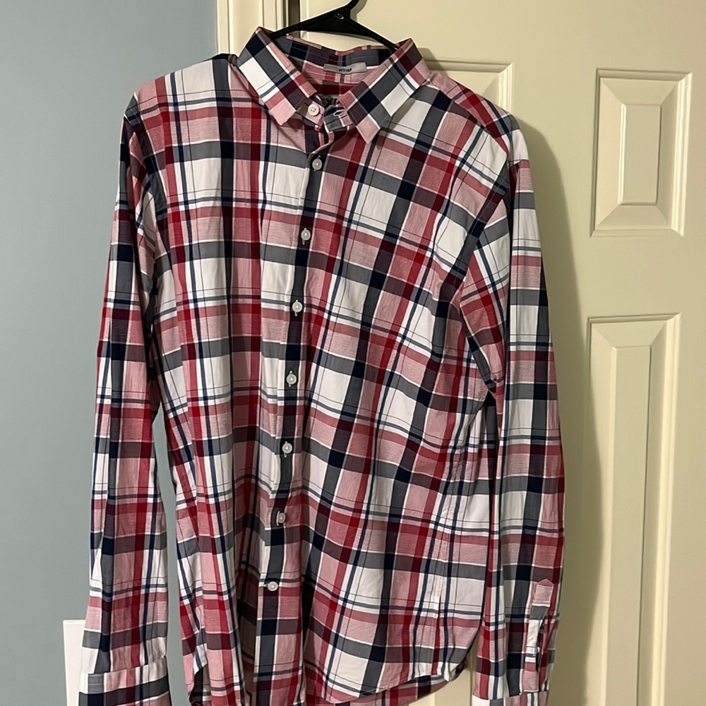 Express Button Up - Men’s L (Fitted)